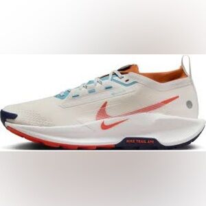 Nike Men's White and Red Running Shoes